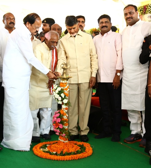 Foundation stone laying ceremony of 300 bedded ESI Hospital at Vishakhapatnam, Andhra Pradesh on 11.04.2016